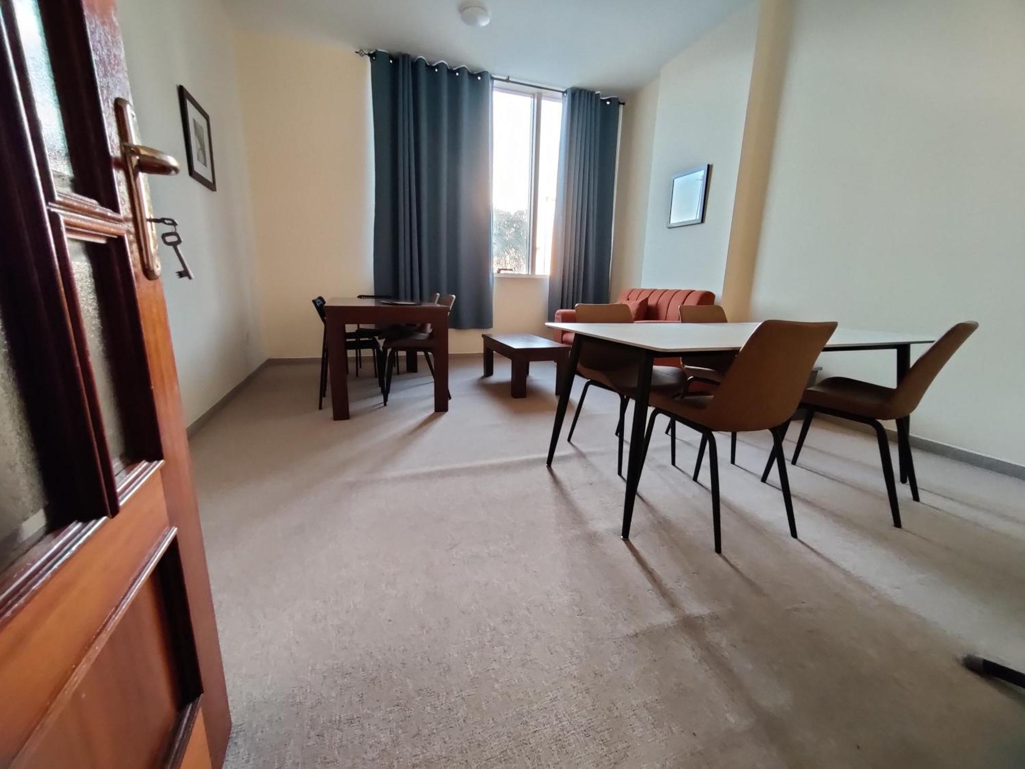 Hostel Oasis Abu Dhabi